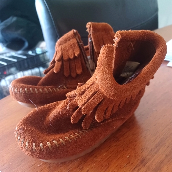 Moccasins - Picture 2 of 4